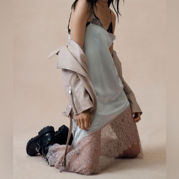 NWT Anthropologie Lace-Trimmed Asymmetrical Midi Slip Dress Gray Pink Size 8 NEW - Picture 12 of 16